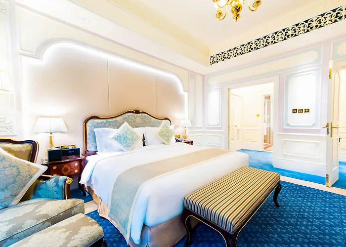 Hotel Legend Palace 5*